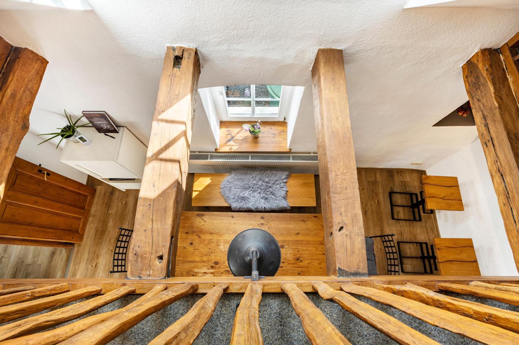 Fachwerk-Ferienhaus 1764 เอสลัวห์ ภายนอก รูปภาพ