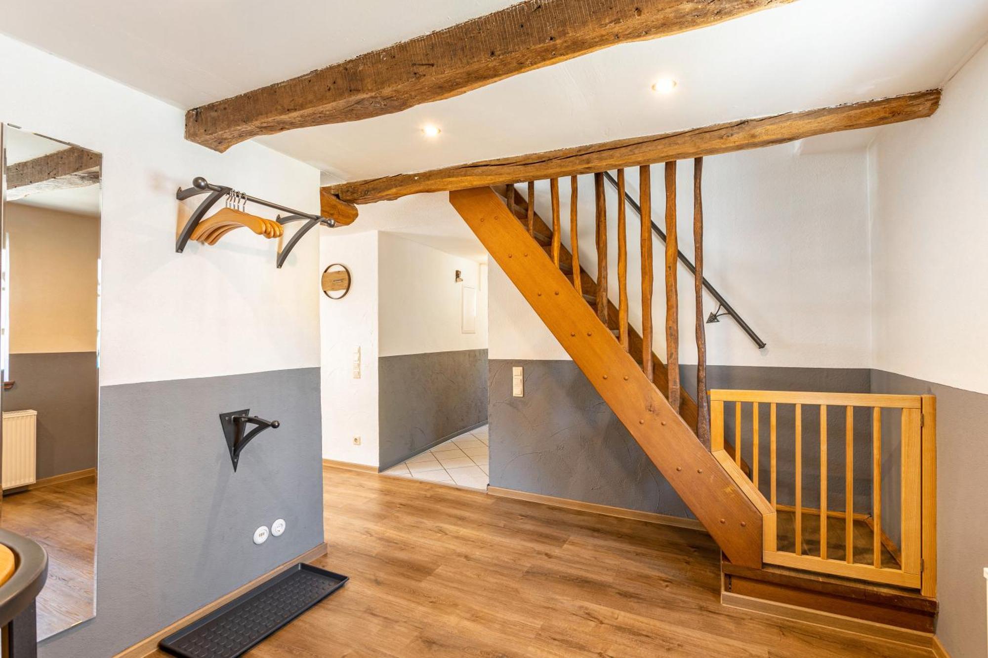 Fachwerk-Ferienhaus 1764 เอสลัวห์ ภายนอก รูปภาพ